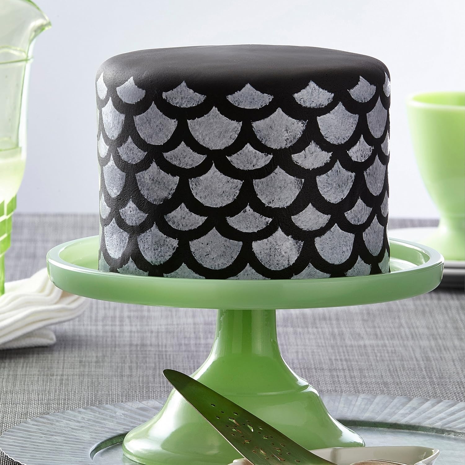 image:imageWilton Decorator Preferred Black Fondant Icing 24 ozBlack