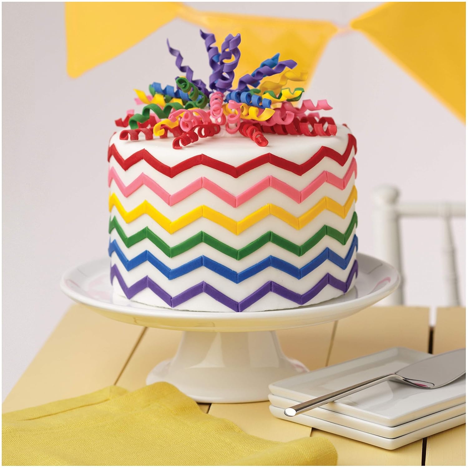 image:imageWilton Decorator Preferred Black Fondant Icing 24 ozPink